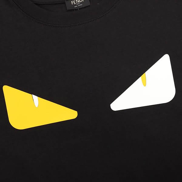 フェンディ バッグ バグズ ロゴ コットン Tシャツ 偽物 fez75000